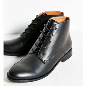 Marnie Lace-up booties Urban Outfitters